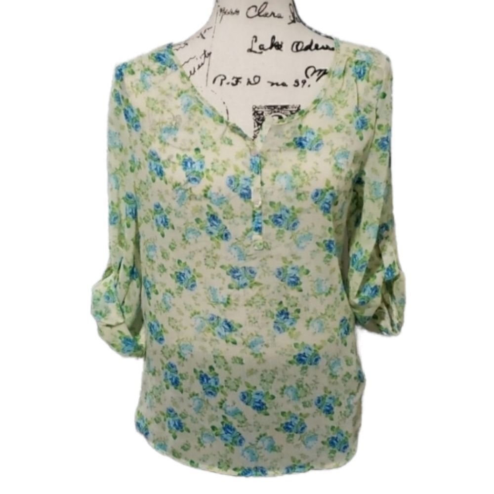Spring floral blouse 